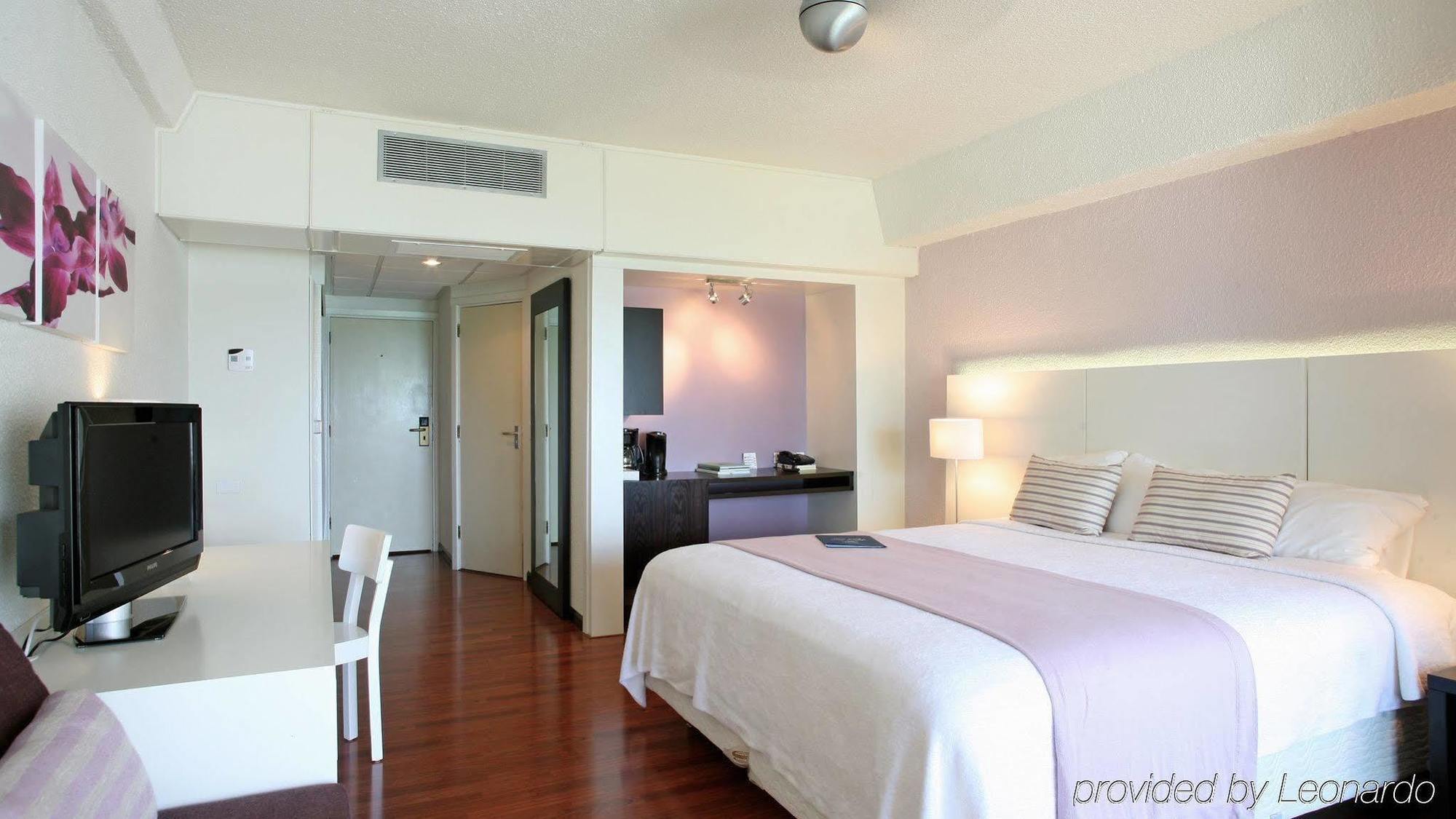 Holland House Beach Hotel Philipsburg  Ngoại thất bức ảnh